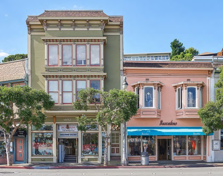 More Photos Of 749-755 Bridgeway, Sausalito Restaurant For Sale