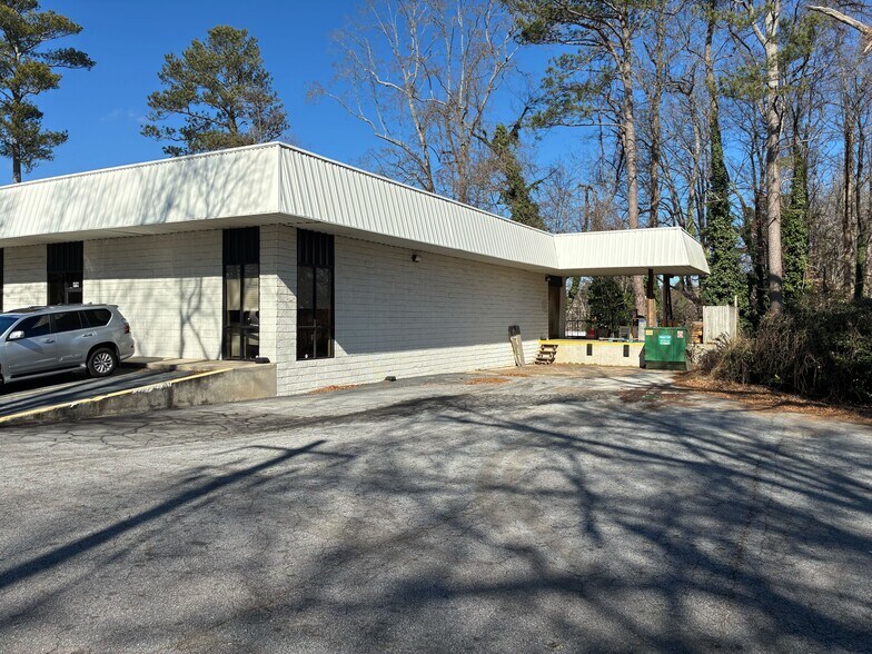 More Photos Of 1150 Hightower Trl, Atlanta Warehouse For Sale