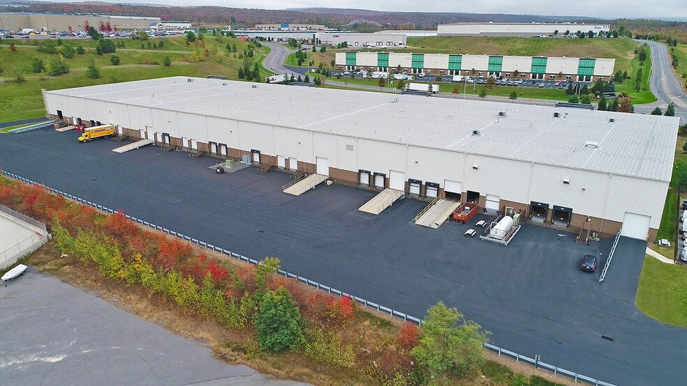 More Photos Of 124 Centerpoint Blvd, Jenkins Warehouse For Lease