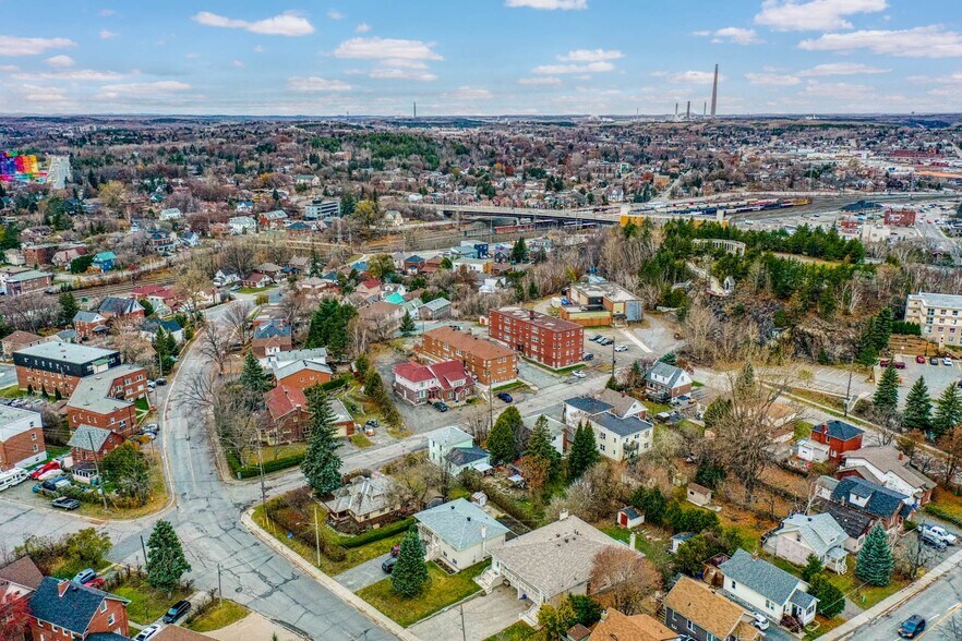 More Photos Of 358 Cartier Av, Sudbury Apartments For Sale