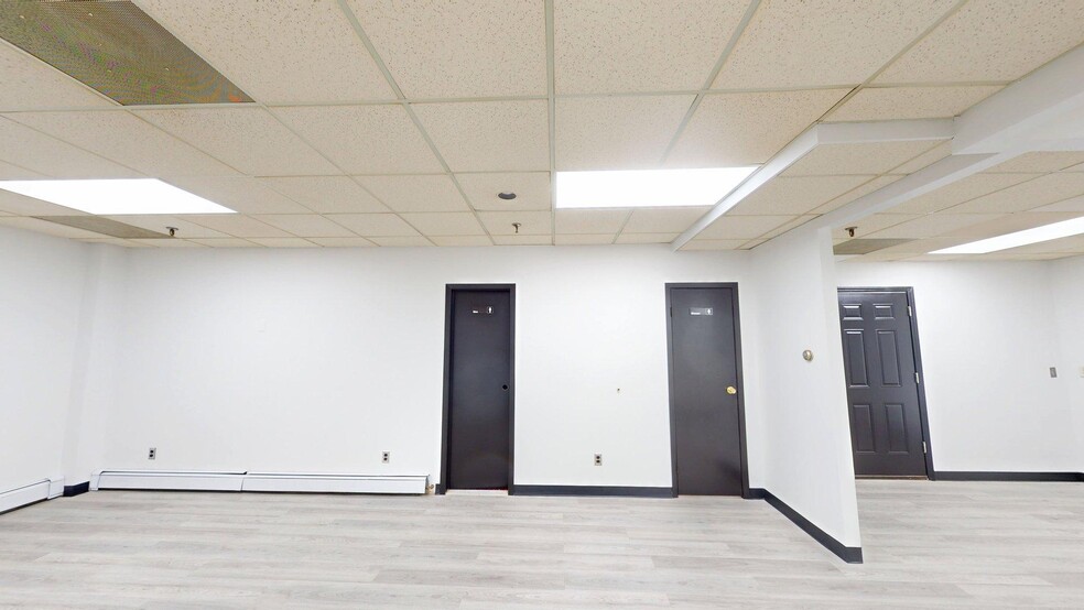 More Photos Of 13007 26th Ave, Flushing Office For Lease