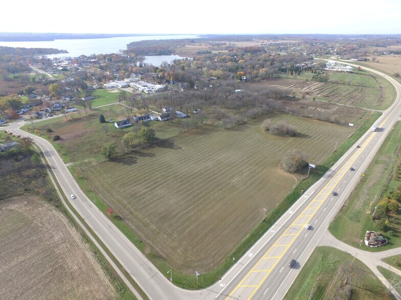 More Photos Of 540 North St, Green Lake Storefront Retail Residential For Sale
