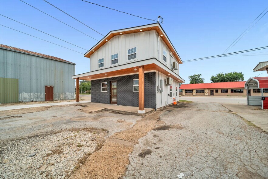 More Photos Of Building A, Giddings Office Residential For Sale