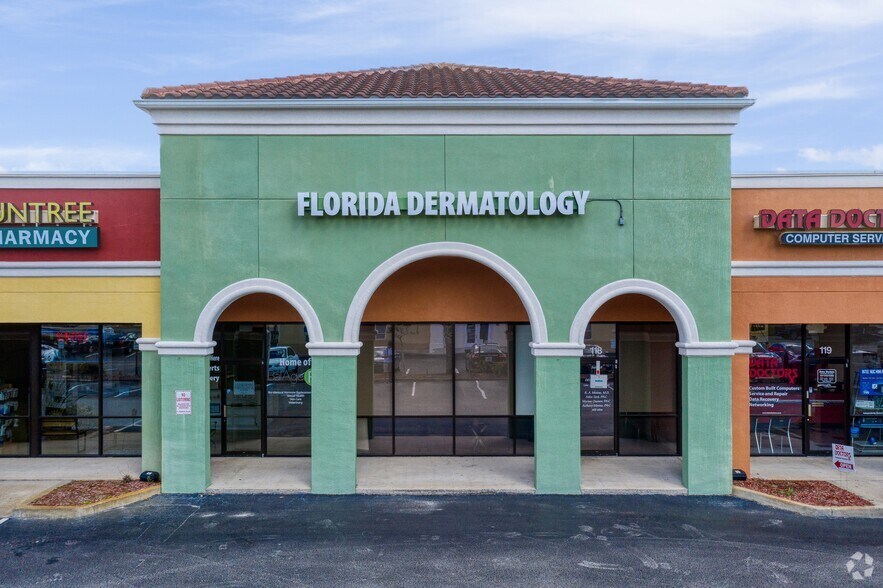 More Photos Of 7640 N Wickham Rd, Melbourne General Retail For Lease