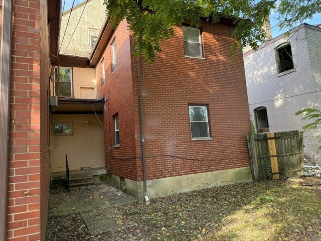 More Photos Of 132 Central Ave, Dayton Multifamily For Sale