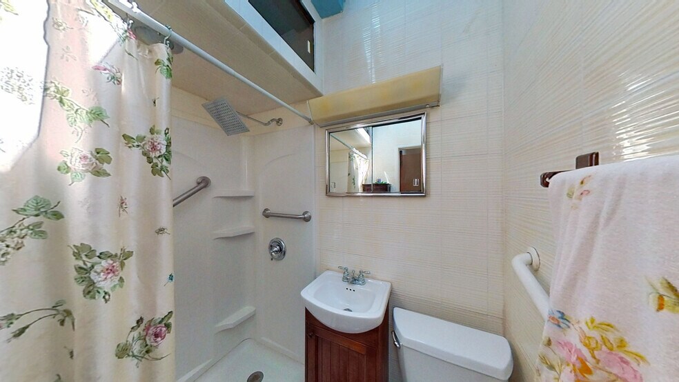 More Photos Of 2811 Haring St, Brooklyn Multifamily For Sale