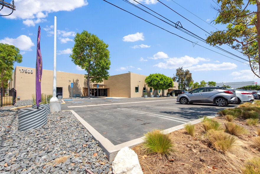 More Photos Of 17500 Red Hill Ave, Irvine Office Residential For Lease