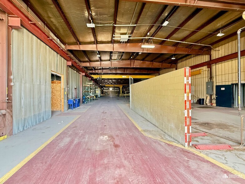 More Photos Of 1950 N Loop Ave, Casper Warehouse For Sale