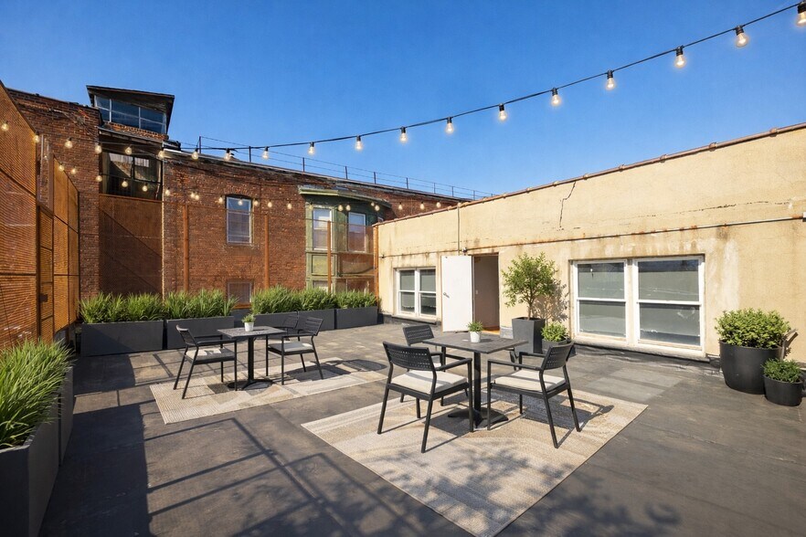 More Photos Of 214 Main St, Poughkeepsie Loft Creative Space For Sale