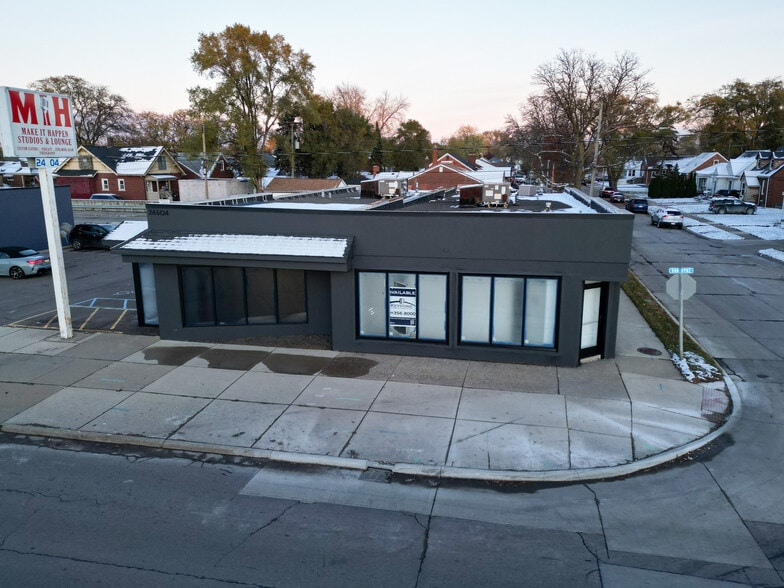 More Photos Of 24604 Van Dyke Ave, Center Line Freestanding For Lease