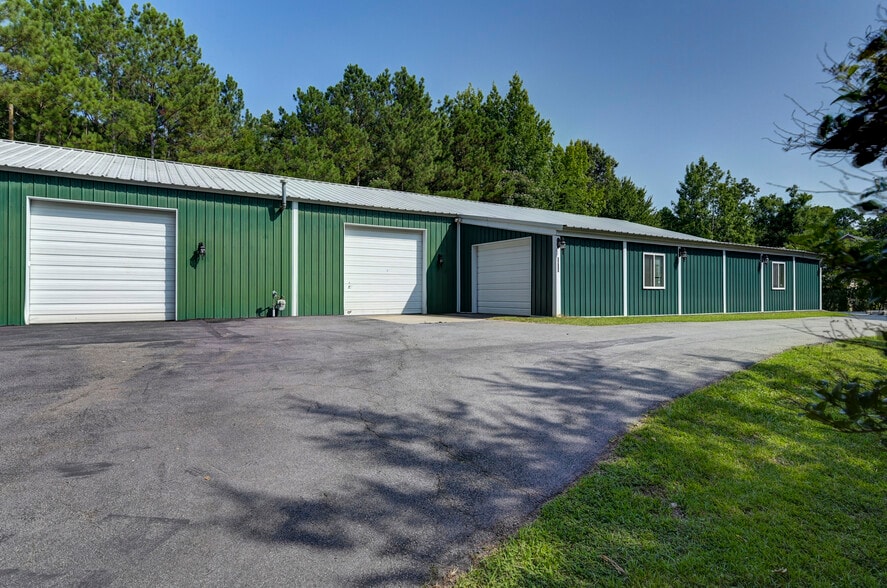More Photos Of 1901 Hollingshed Rd, Irmo Warehouse For Sale