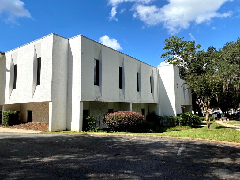 More Photos Of 325 John Knox Rd, Tallahassee Office For Sale