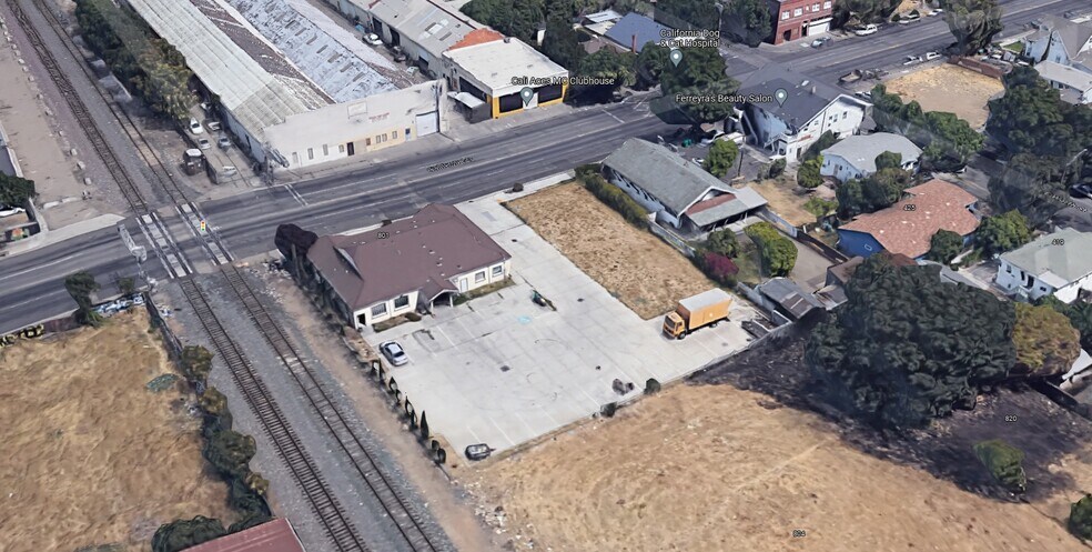 More Photos Of 801 S California St, Stockton Contractor Storage Yard For Sale