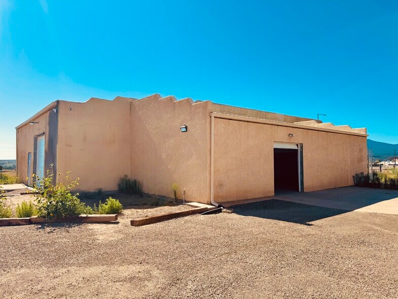 More Photos Of 36730 Democracy Dr, Trinidad Warehouse For Lease