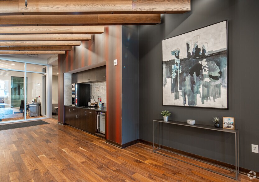 More Photos Of 811 Washington Ave S, Minneapolis Apartments For Lease