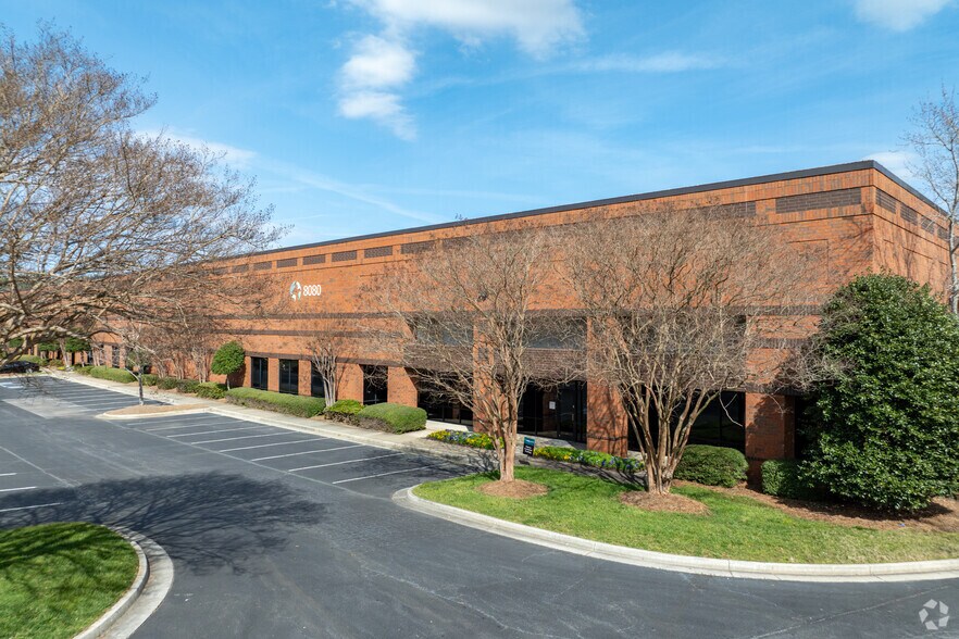 More Photos Of 8080 Troon Cir, Austell Distribution For Lease