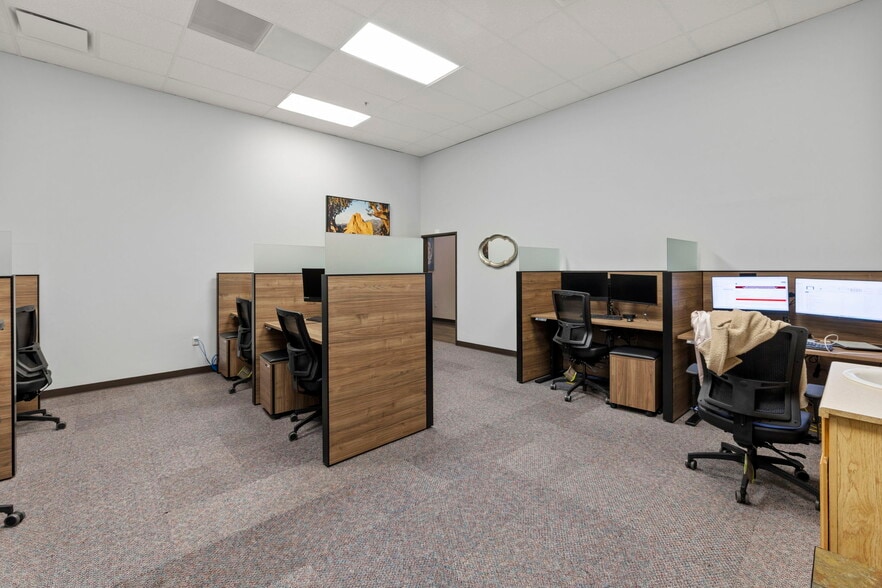 More Photos Of 6436 S Hwy 85-87, Colorado Springs General Retail For Sale