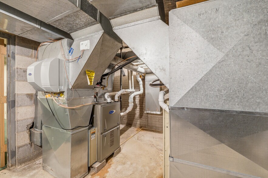 More Photos Of 181 S Main St, Markesan Office Residential For Sale