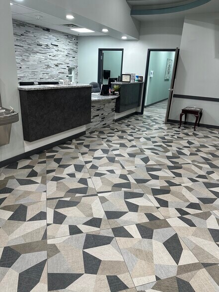 More Photos Of 1661 Eastchase Pkwy, Fort Worth Medical For Lease