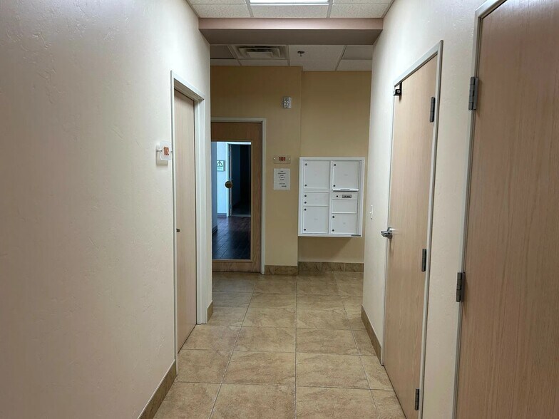 More Photos Of 1226 N Shartel Ave, Oklahoma City Medical For Sale