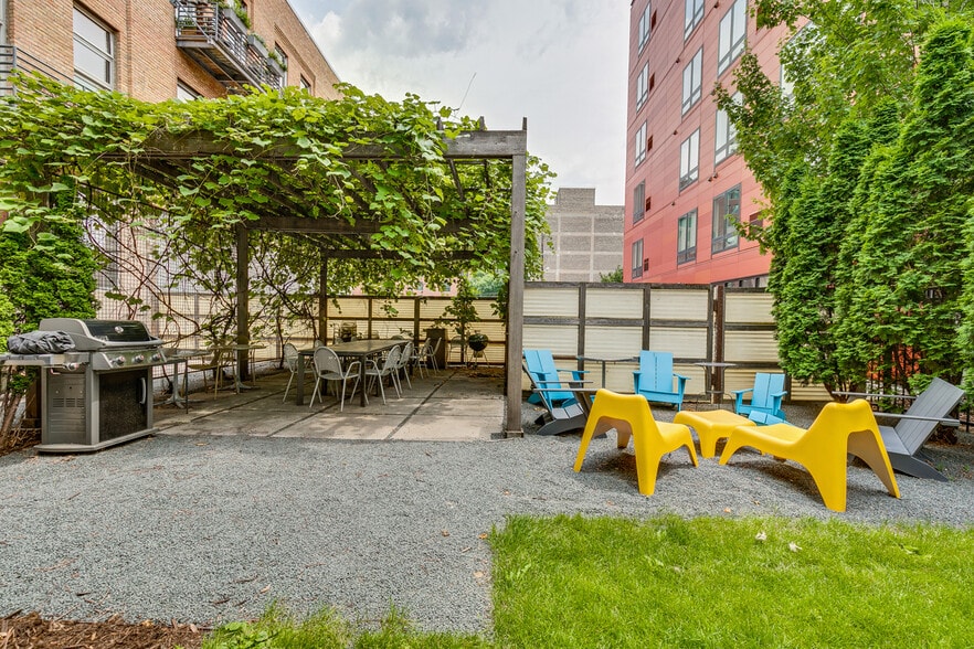 More Photos Of 801 Washington Ave N, Minneapolis Apartments For Sale