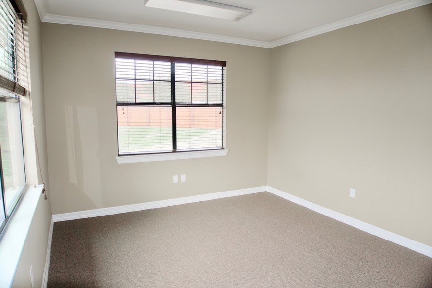 More Photos Of 4502 Riverstone Blvd, Missouri City Medical For Lease