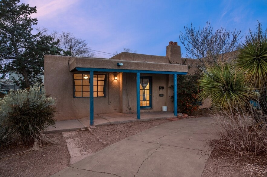 313 HARVARD DR SE  
