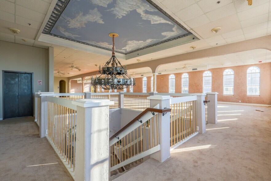 More Photos Of 102 W Main St, Shawnee Lodge Meeting Hall For Sale