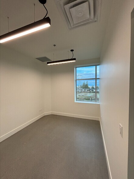 More Photos Of 2630 Croydon Dr, Surrey Medical For Sale