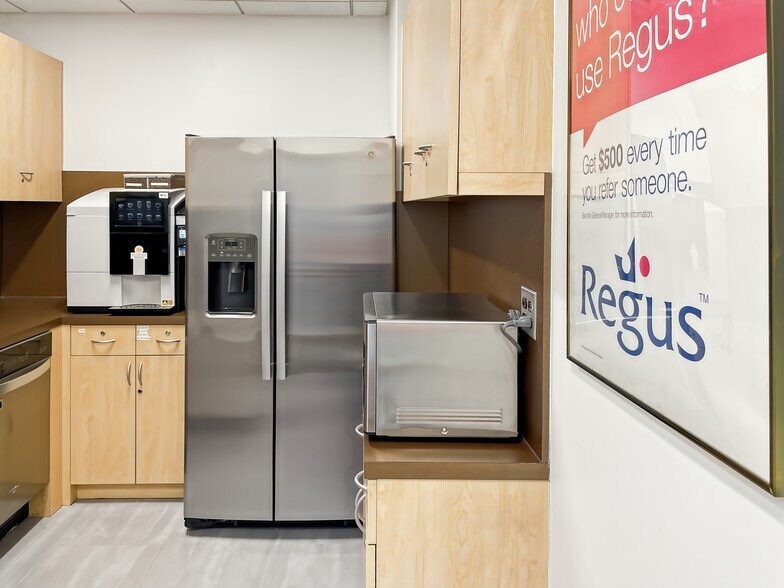 Primary Photo Of 11-43 Raymond Plz W, Newark Coworking Space