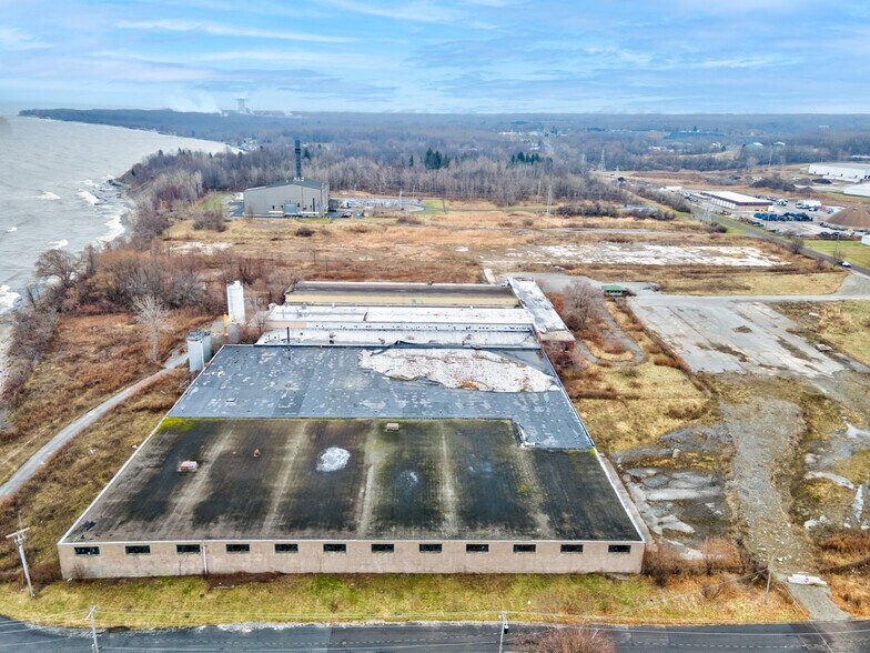 More Photos Of 91 Michell St, Oswego Warehouse For Sale