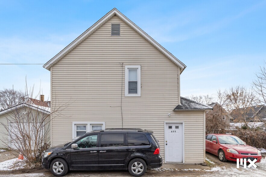 More Photos Of , Grand Rapids Multifamily For Sale