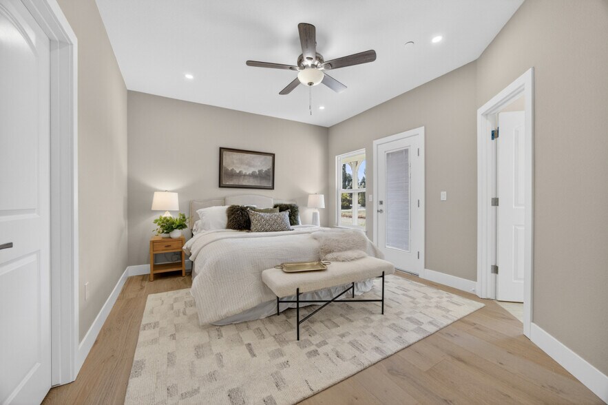 More Photos Of 25265 Carlsbad Ave, Davis Apartments For Sale