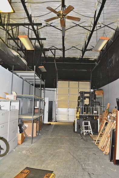 More Photos Of 4 Mark Rd, Kenilworth Light Distribution For Sale