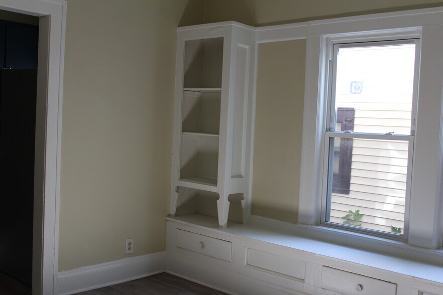 More Photos Of 957 E 143rd St, Cleveland Multifamily For Sale