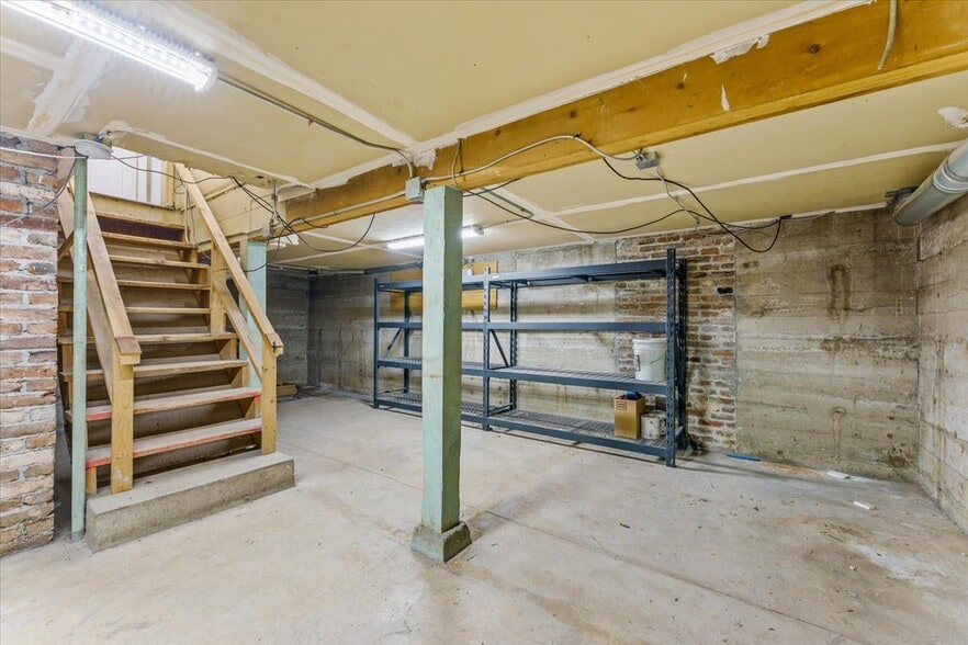 More Photos Of 277 Vassar St, Reno Freestanding For Sale