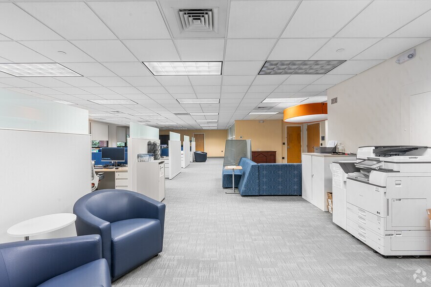 More Photos Of 500 Bic Dr, Milford Warehouse For Lease