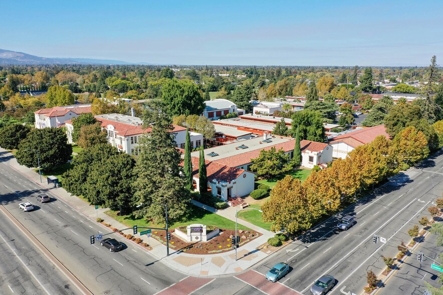 More Photos Of 1 W Campbell Ave, Campbell Office For Lease