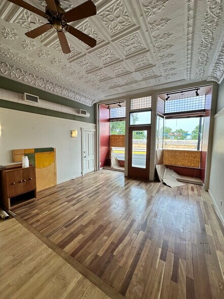 More Photos Of 408 E Wilson St, Madison Office For Lease