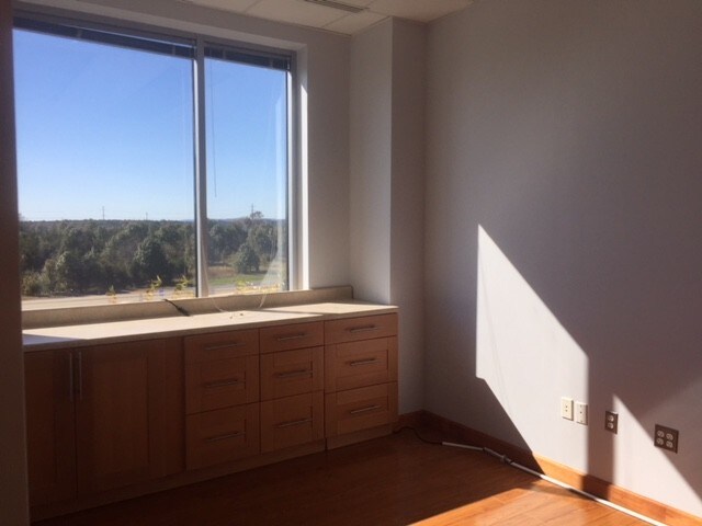 More Photos Of 21785 Filigree Ct, Ashburn Medical For Lease