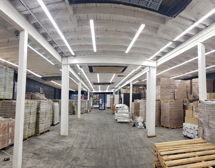 More Photos Of 1126 S Santa Fe Ave, Los Angeles Warehouse For Lease