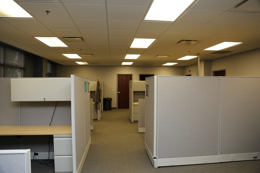 More Photos Of 45 Professional Pl, Bridgeport Office For Lease