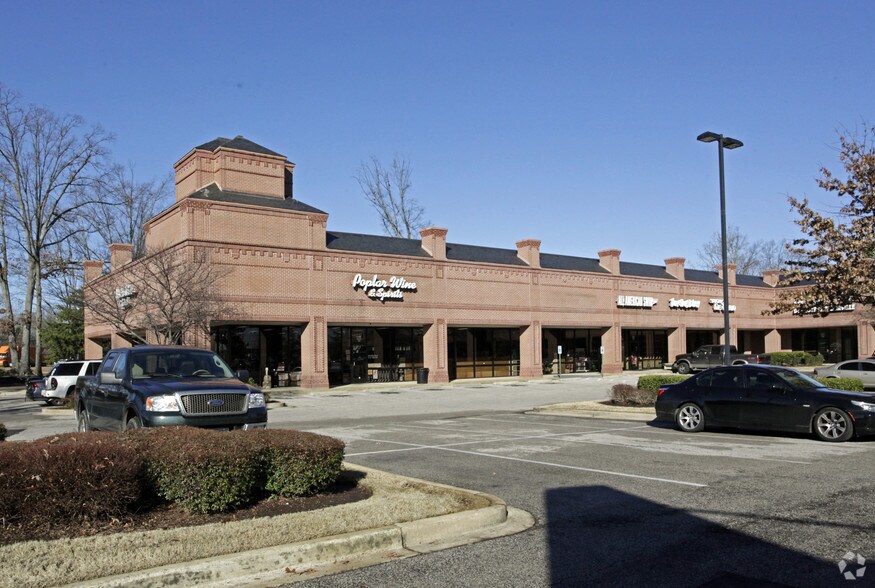 More Photos Of 2130 W Poplar, Collierville General Retail For Lease