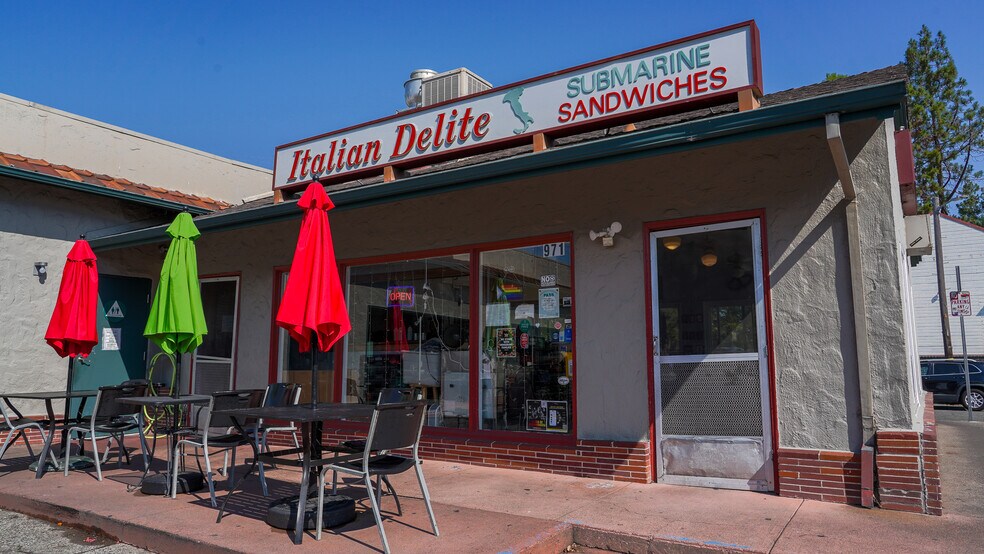 More Photos Of 961-971 Front St, Novato General Retail For Sale