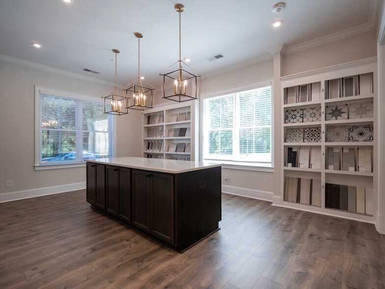 More Photos Of 3957 S Main St, Acworth Office For Sale