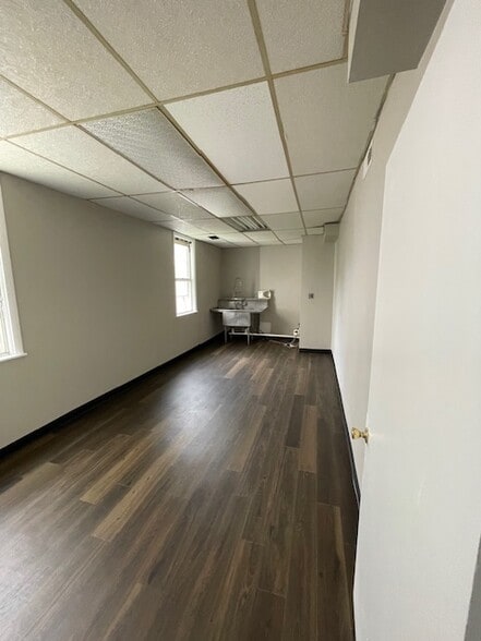 More Photos Of 4802 Rhode Island Ave, Hyattsville Unknown For Lease