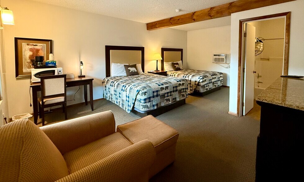 More Photos Of 244 W Yellowstone Ave, Cody Hotel For Sale