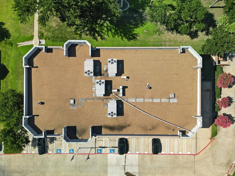 More Photos Of 1100 W Campbell Rd, Richardson Office For Lease