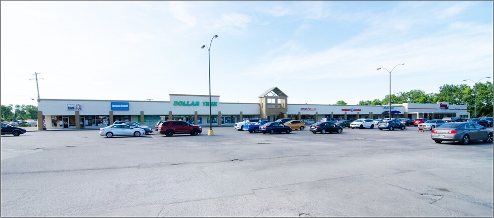 Primary Photo Of 480 Lexington Rd, Versailles General Retail For Lease