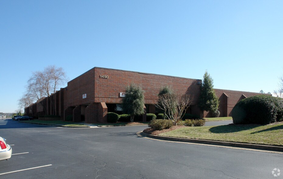 More Photos Of 1490 Westfork Dr, Lithia Springs Warehouse For Lease